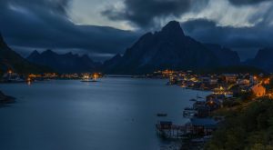 Norveç’te Nasıl Çalışabilirim? | Çalışma İzni, İş Bulma ve Maaş Rehberi